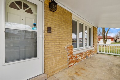 4461 Scott St, Schiller Park, IL 60176 - photo 4