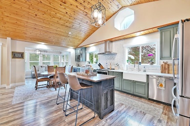 1027 Chevney Way, Shady Cove, OR 97539 - photo 4