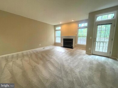 8840 Bennington Blvd, Lorton, VA 22079 - photo 7