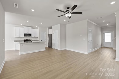 3526 Saddlebred Dr, Gastonia, NC 28052 - photo 2