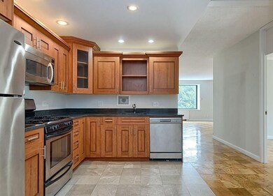 Harbor Towers unit 3G, Boston, MA 02110 - photo 4