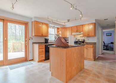 8 Jesse Cir, Sanford, ME 04073 - photo 7