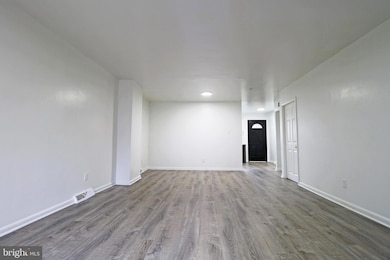 1413 M l King Pedestrian Way, Chester, PA 19013 - photo 4