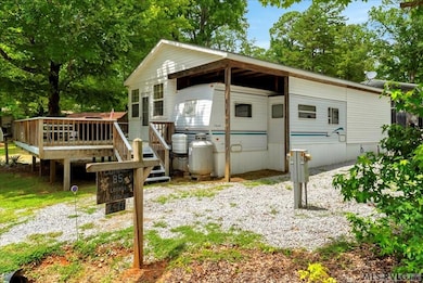 85 Lochsa Trail, Bracey, VA 23919 - photo 3