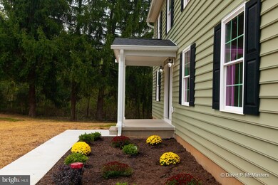 358 Hollida Ln, Martinsburg, WV 25404 - photo 2