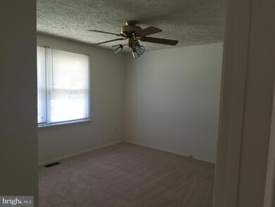 2306 Lodge Farm Rd, Sparrows Point, MD 21219 - photo 6