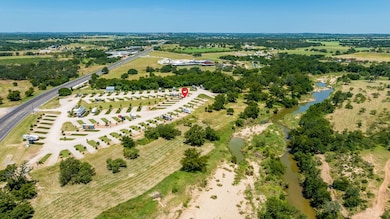 4584 Highway 290 unit 304R, Fredericksburg, TX 78624 - photo 3