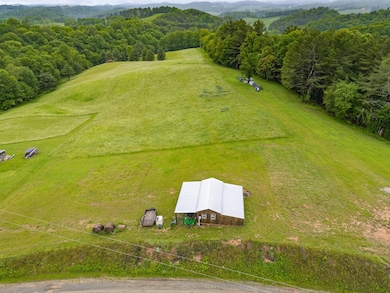 1671 Cornerstone Rd, Independence, VA 24348 - photo 3