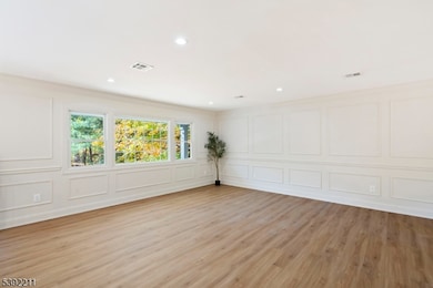 326 Runnymede Rd, Essex Fells, NJ 07021 - photo 3