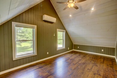 6 Meadow Ln - Upstairs2