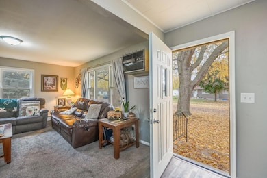 602 Kenzie St, Sherburn, MN 56171 - photo 3