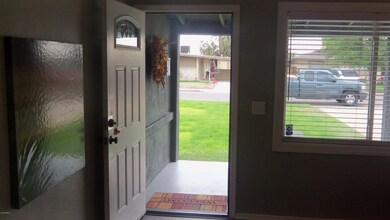 1923 N 25th Place, Phoenix, AZ 85008 - photo 6