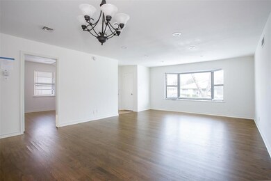 6570 Ascot Ln, Dallas, TX 75214 - photo 5