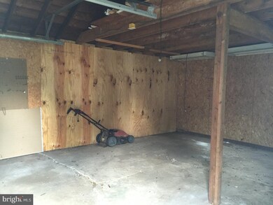 1208 Field Rd, Wilmington, DE 19805 - photo 6