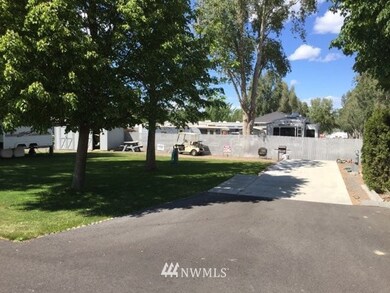 7037 Highway 262 E unit 47-48, Othello, WA 99344 - photo 7