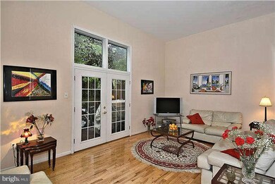 2357 Horseferry Ct, Reston, VA 20191 - photo 6