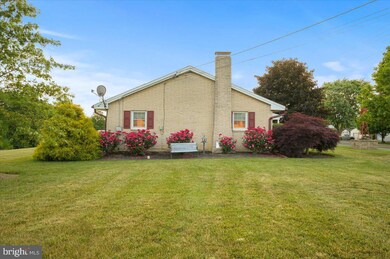 3928 Warm Spring Rd, Chambersburg, PA 17202 - photo 2