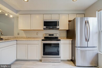 7323 Sheila Ln, Clinton, MD 20735 - photo 6