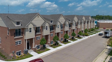 25558 Grandview Ln unit 38, Novi, MI 48375 - photo 3