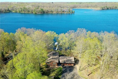 lake home on round lake