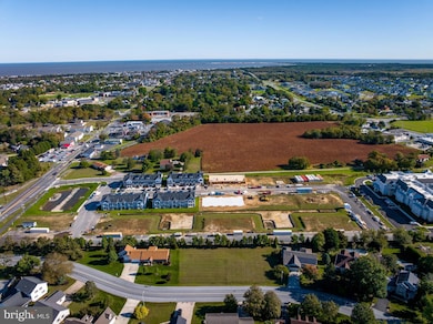 2105 Emden Ln unit 310, Lewes, DE 19958 - photo 2