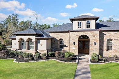 Exquisite 1-story, split floor plan 4-bedroom, 4 ½