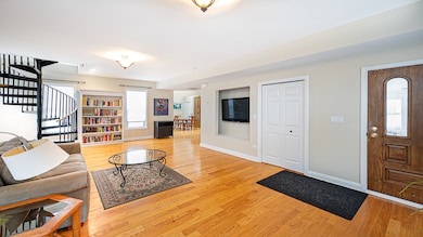 323 W Washington St, West Chicago, IL 60185 - photo 7