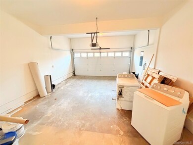 4 Avoncroft Ln, Middletown, NY 10940 - photo 5