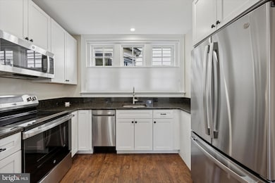 21 S Clinton St unit 1, Doylestown, PA 18901 - photo 5