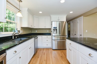 80 Pocahontas St, Walpole, MA 02081 - photo 4