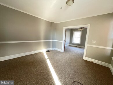 122 N Franklin St, Waynesboro, PA 17268 - photo 6