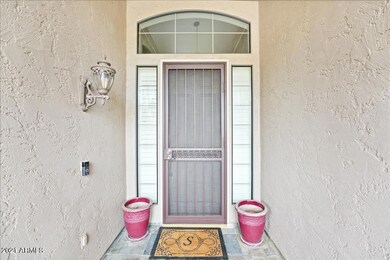 922 E Goldenrod-5