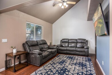 4 Clover Ln, Washington, UT-28
