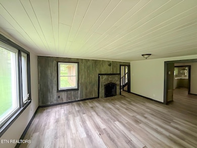 2750 Happy Hollow Rd, Sevierville, TN 37862 - photo 4