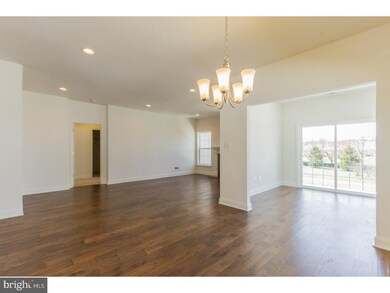 118 Field Loop unit 3336, Glassboro, NJ 08028 - photo 7