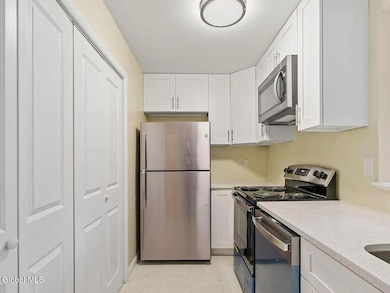 19 Harvest Way unit A, Waterford, NY 12188 - photo 5