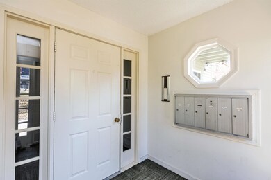 11 St James Place unit 1112, Nashua, NH 03062 - photo 5