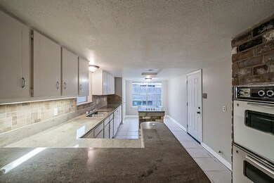 8818 Stone Brook Ln, Houston, TX 77040 - photo 4