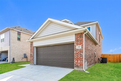 1303 Jonah Ln, Ennis, TX 75119 - photo 2