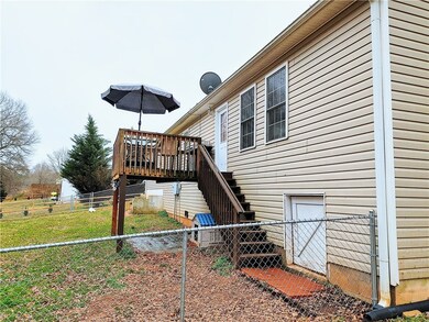 222 Harry Davis Dr, Liberty, SC 29657 - photo 5