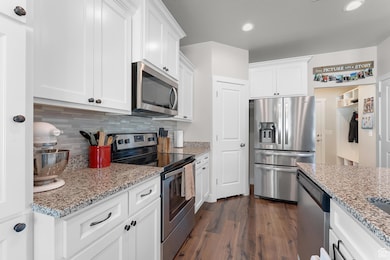 9693 N Bridge St, Eagle Mountain, UT 84005 - photo 5