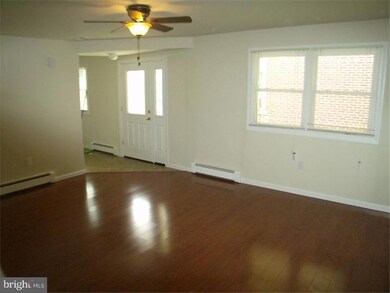 12 4th St, Chester, PA 19015 - photo 3