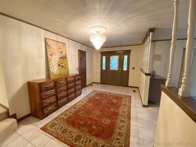 407 Hickory Dr, Tahlequah, OK 74464 - photo 3