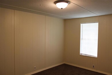 1565 E Reno Rd, Azle, TX 76020 - photo 6