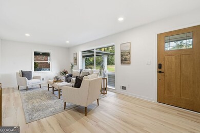 2568 Fontaine Cir, Decatur, GA 30032 - photo 6