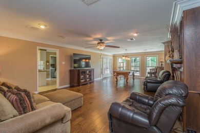 503Montrose-24