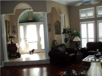 10300 Nightwind Cir, Cantonment, FL 32533 - photo 3