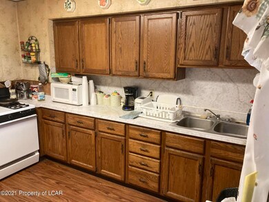 625 Hickory St, Scranton, PA 18505 - photo 3