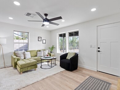 2226 N 18th St, Phoenix, AZ 85006 - photo 3