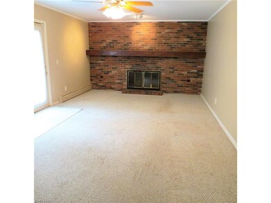 130 Woodview Dr, Cortland, OH 44410 - photo 5